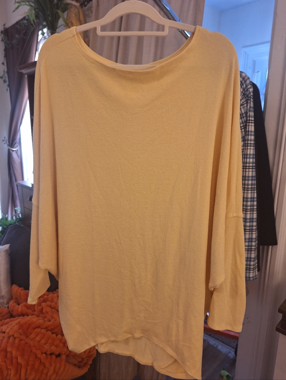 Charlotte Avery Dolman Top